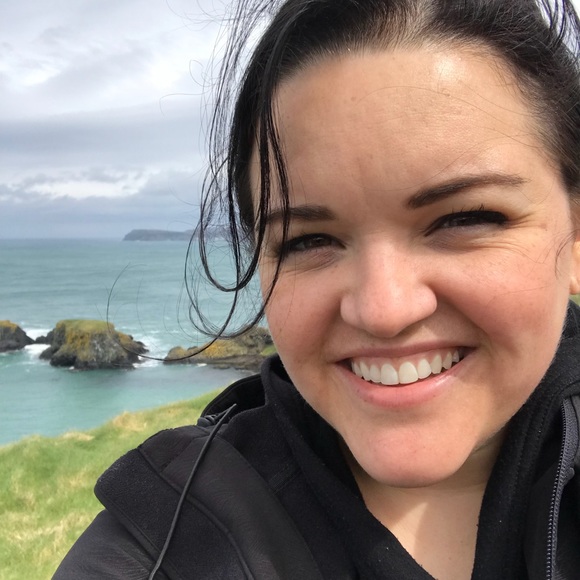 Meet your Posher, Cassidy - Picture 1 of 1